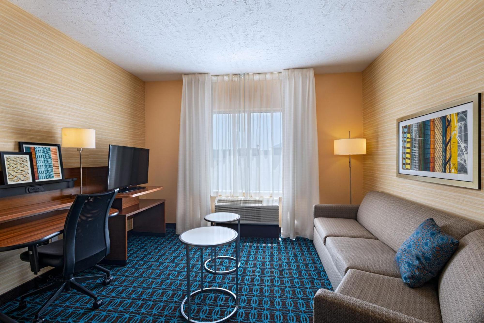 Fairfield Inn & Suites By Marriott Lincoln Airport Eksteriør bilde