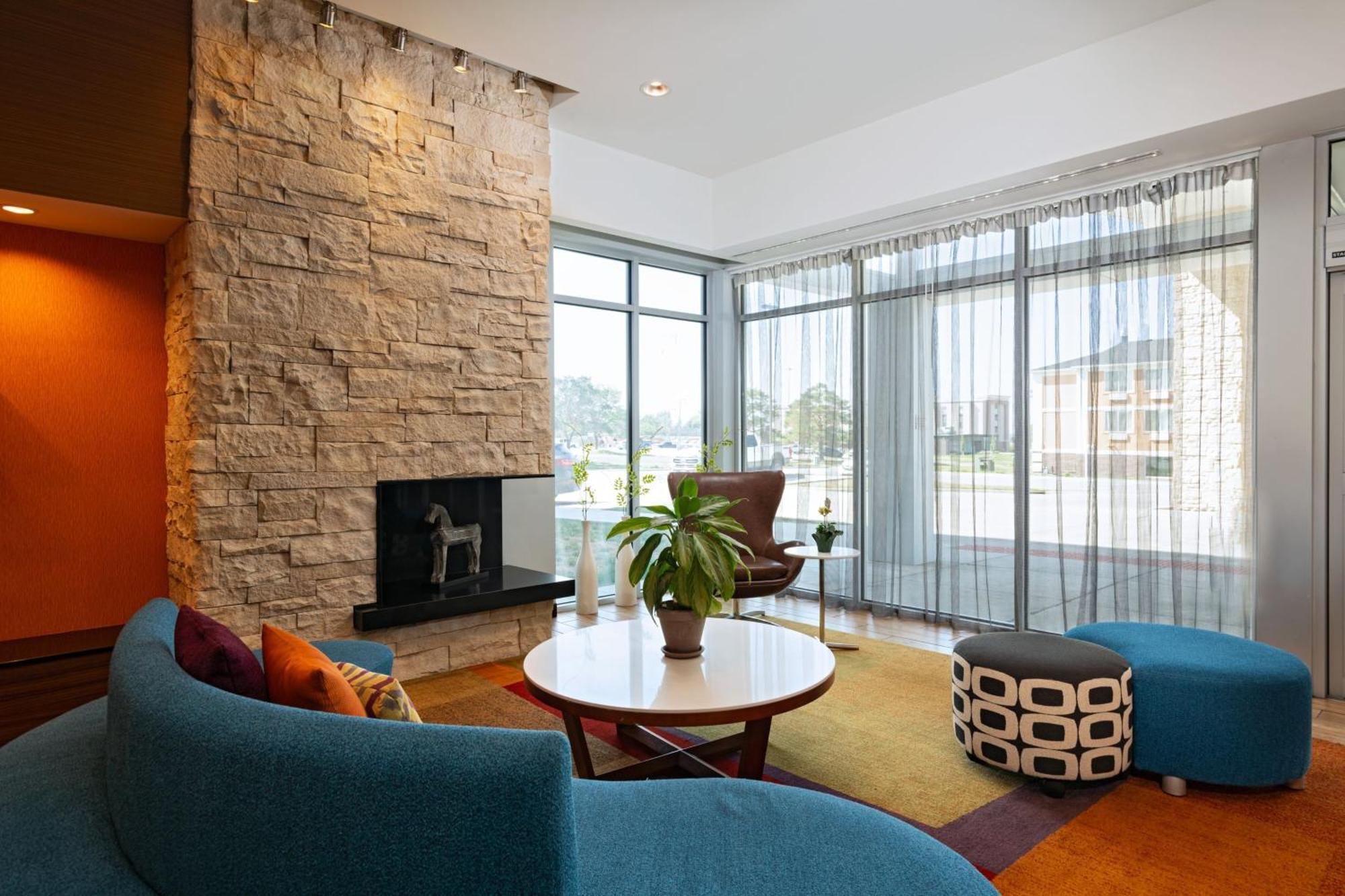 Fairfield Inn & Suites By Marriott Lincoln Airport Eksteriør bilde